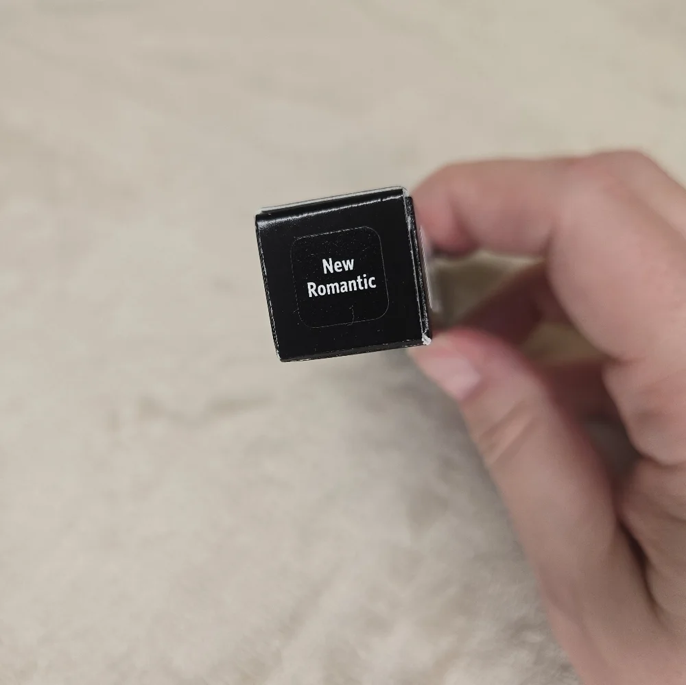 Bobbi Brown Crushed Oil-Infused Gloss NEW ROMANTIC